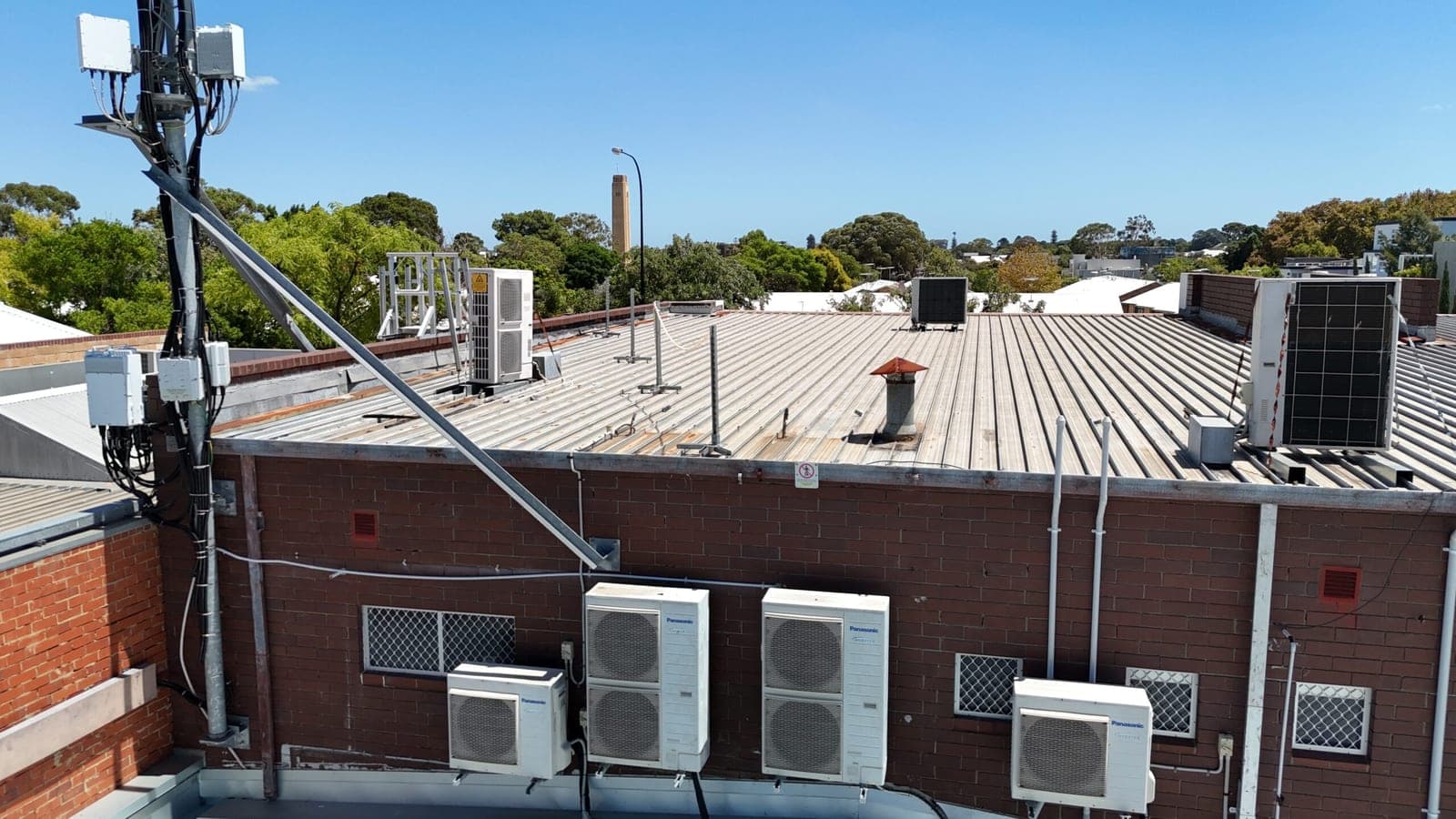Why Commercial Metal Roofing is Ideal For Perth’s Climate: Insights Shared By A Commercial Metal Roofing Company.